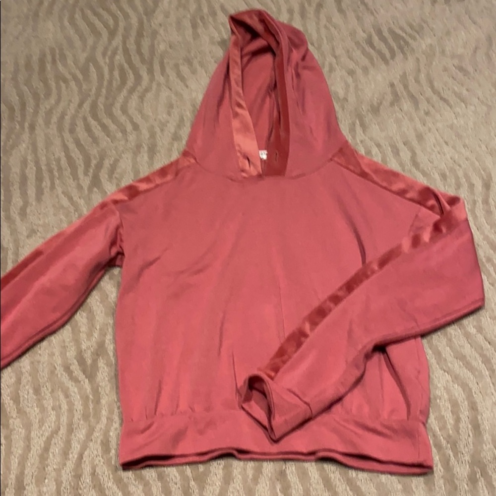 GARAGE HOODIE